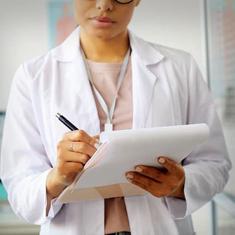 image promoting the Pharmacy Technician certificate program at Inventions Academy